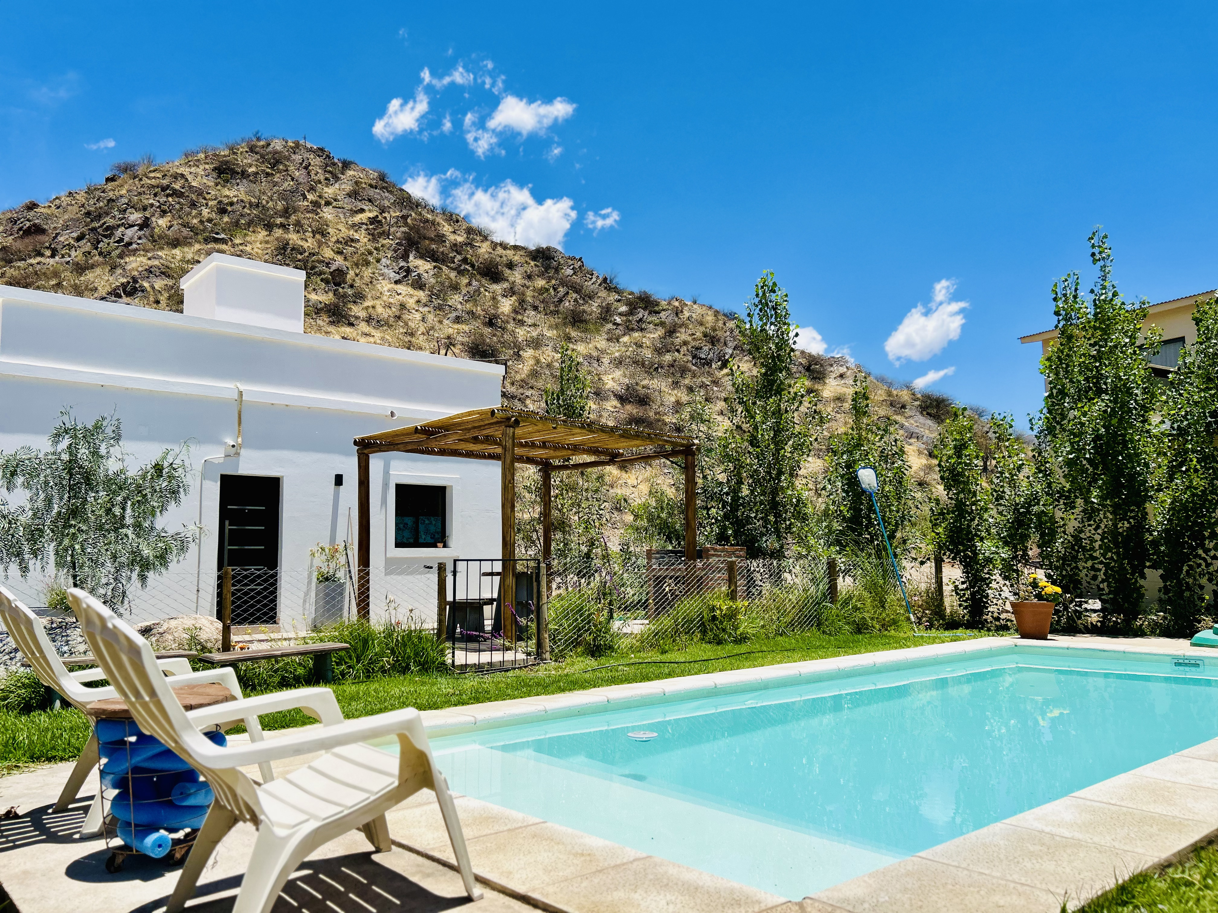 Tu refugio privado en Cafayate, con pileta y vista a los cerros