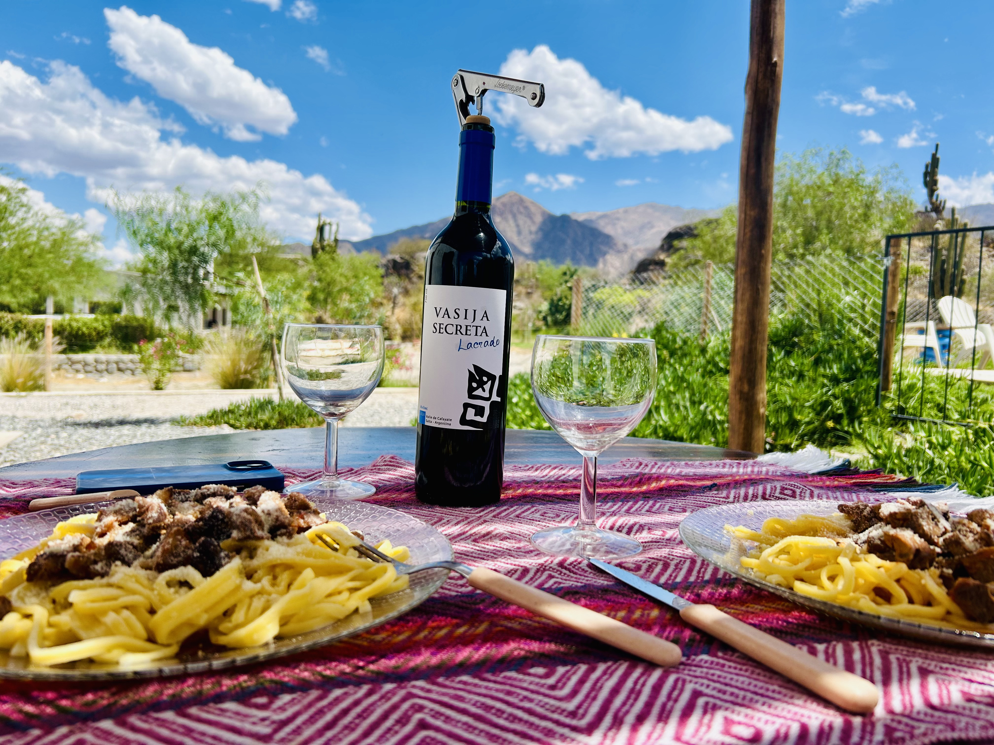 Tu refugio privado en Cafayate, con pileta y vista a los cerros